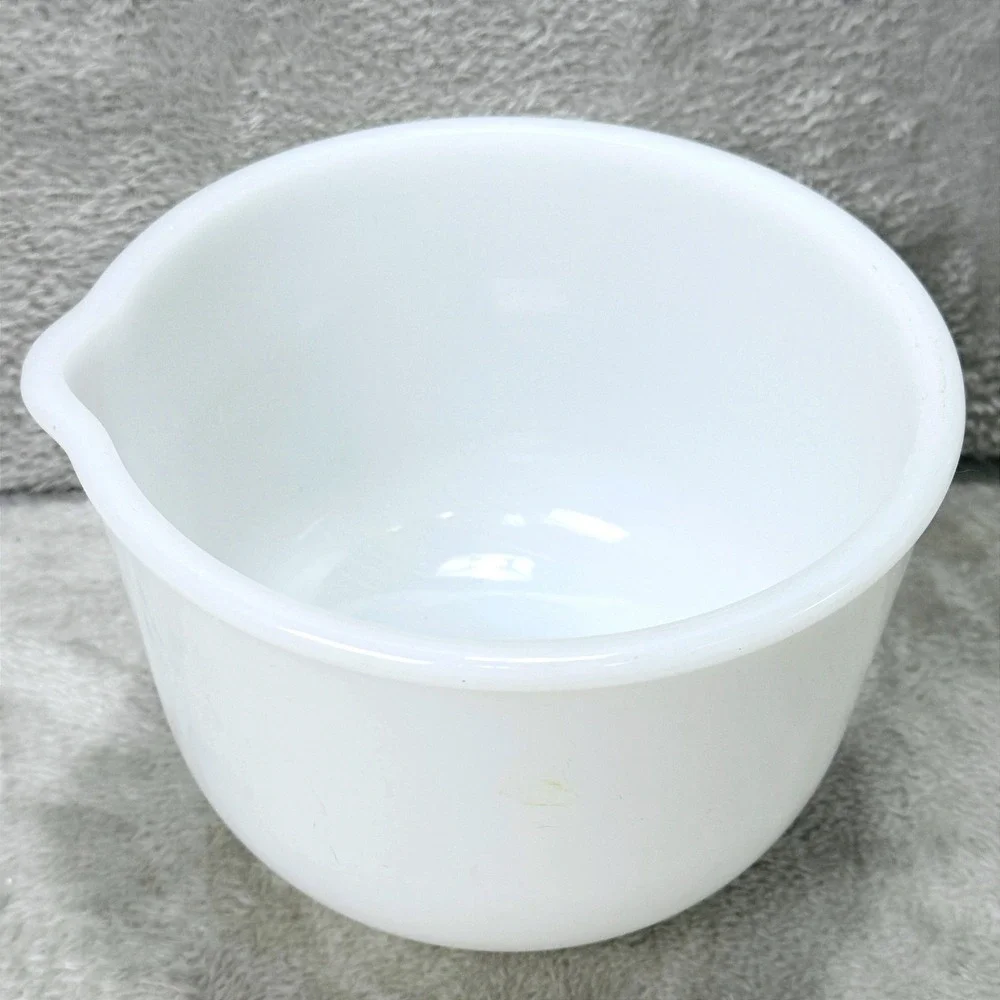 Vintage Glasbake for Sunbeam White Milk Glass Mixing Bowl with Spout 20 CJ 6.5in